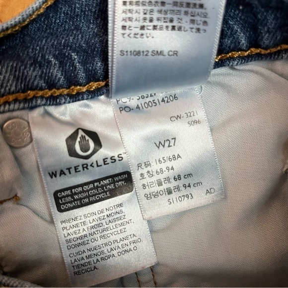 Levi 501 Button Fly Jean Denim Shorts. Frayed Hem. Size 27 - Picture 10 of 10